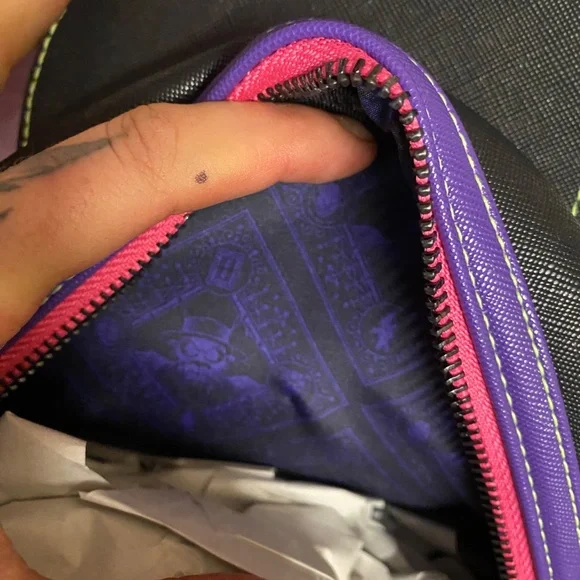 Loungefly Princess and the Frog voodoo backpack - Picture 4 of 4